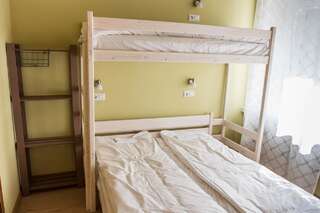 Хостелы Hostel GOSteam Гродно Cемейный номер с собственной ванной комнатой-7